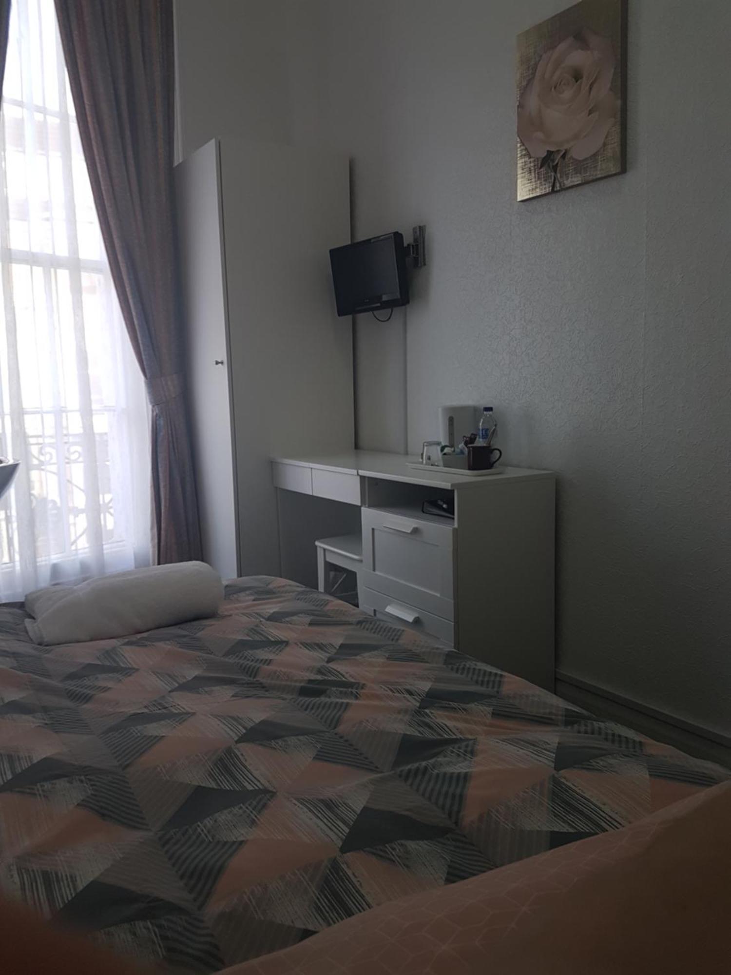 Maon Hotel Hove Esterno foto